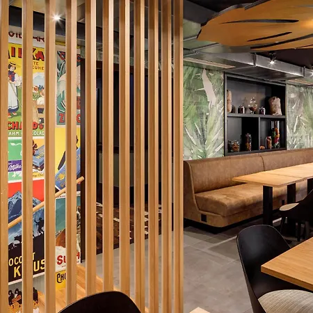 Swiss Chocolate By Fassbind 호텔